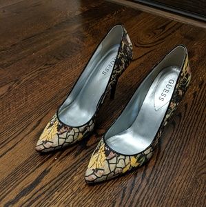 Guess heels size 8